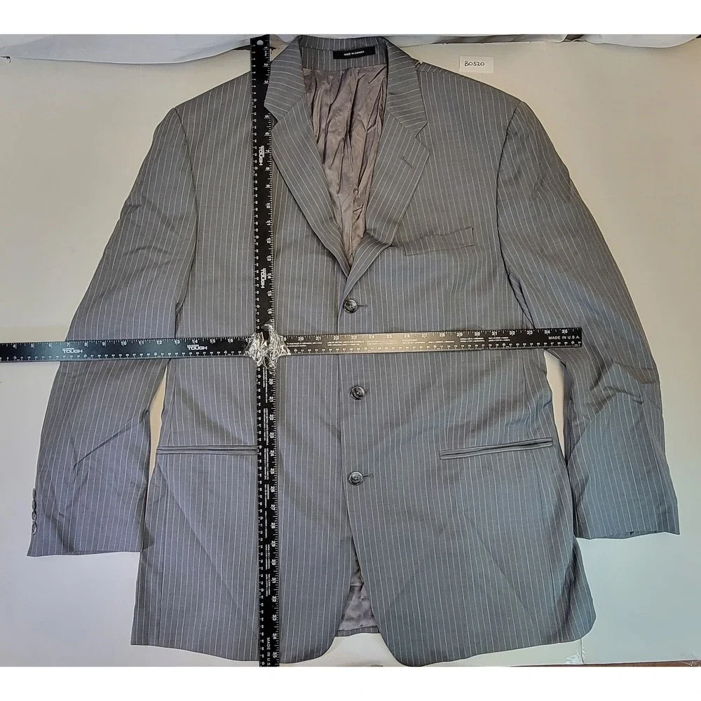 Calvin Klein Men's Gray Pinstripe Wool Blend Suit Jacket Blazer 44L‎